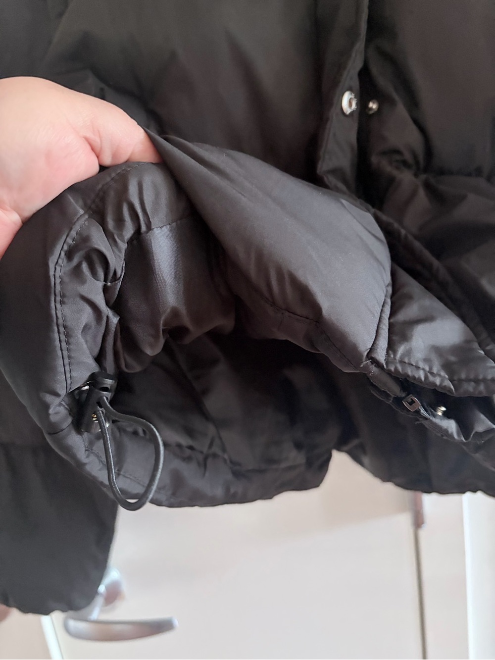 JustFab Black Short Puffer Jacket with High Collar - Picture 11 of 12